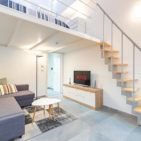 Willa Exclusive Loft Crocetta - Free Private Parking & Wi-Fi - 5 Min To Metro Nizza - Ac Turyn Zewnętrze zdjęcie